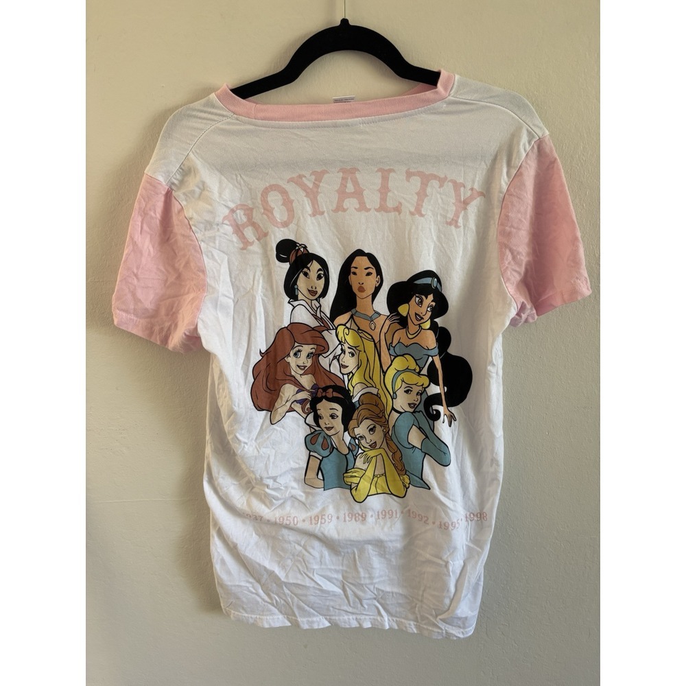 Disney‎ x Cakeworthy Womens T Shirt Medium Princess Snow White Cinderella Bell